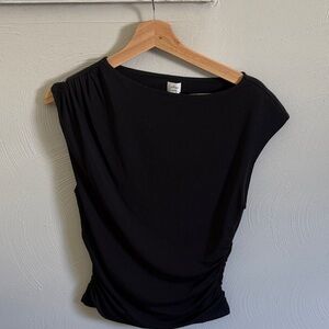 Aritzia Black Sleeveless Muscle Tee